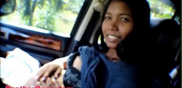  Hurricane Irma survivor 8 month pregnant Thai Teen deepthroat throatpie cum swallow in car